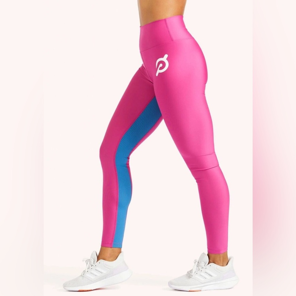 Peloton High-Waisted Leggings (Size Medium)